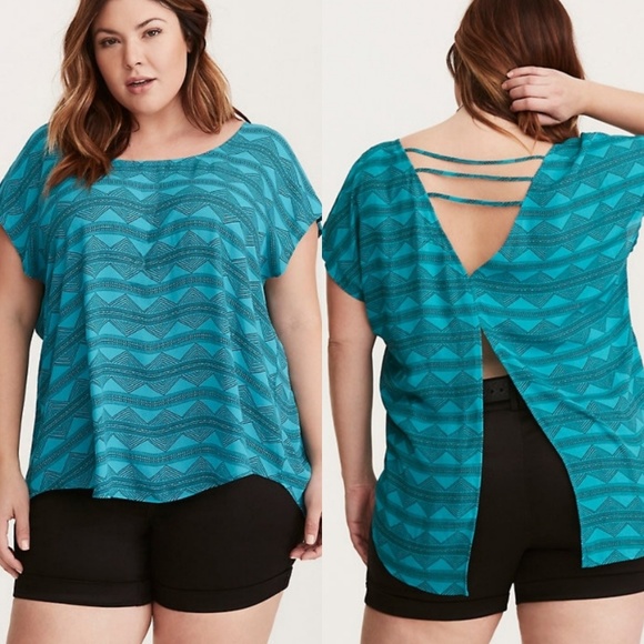 torrid Tops - 🌲Torrid Diamond Print Georgette Strappy Top